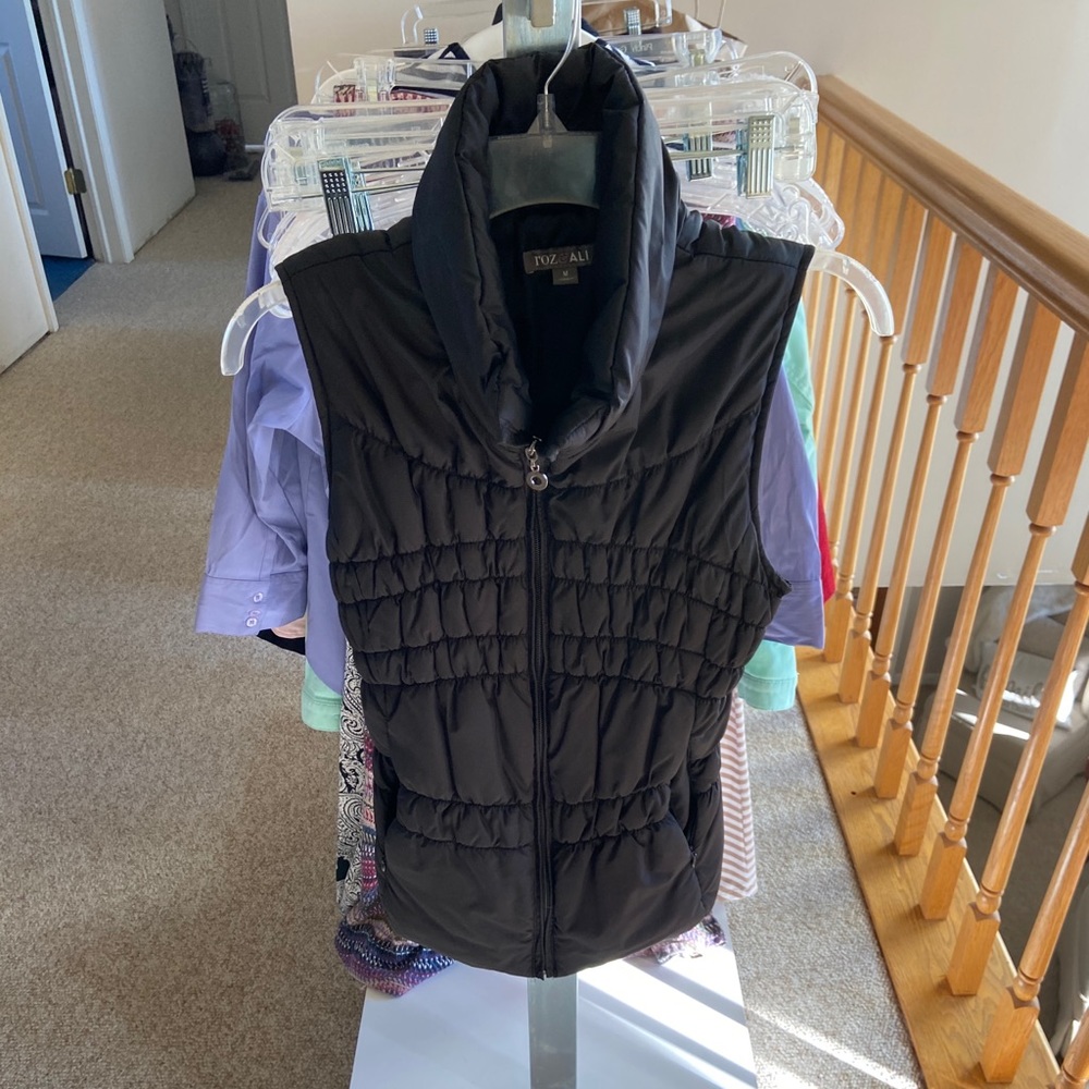 Roz and Ali vest